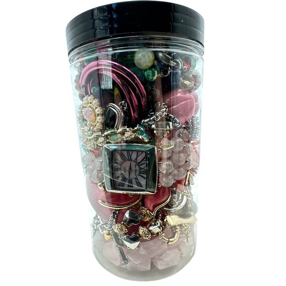 Mystery Jewelry Jar 7 All Wearable Good Quality Pieces 2 Pounds - Picture 2 of 4